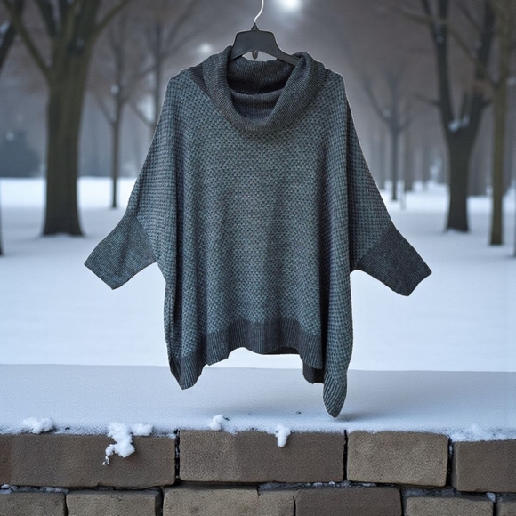 Croft & Barrow Grey/Black Cowl Neck Poncho Style Sweater Size XL - Picture 2 of 9